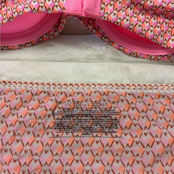 Victoria's Secret Pink and Orange Patterned Bra Set - Picture 3 of 4